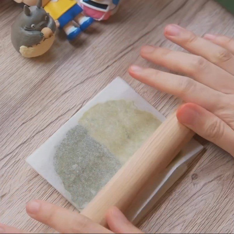 Step 3 Rolling the dough Watermelon-shaped butter cookies