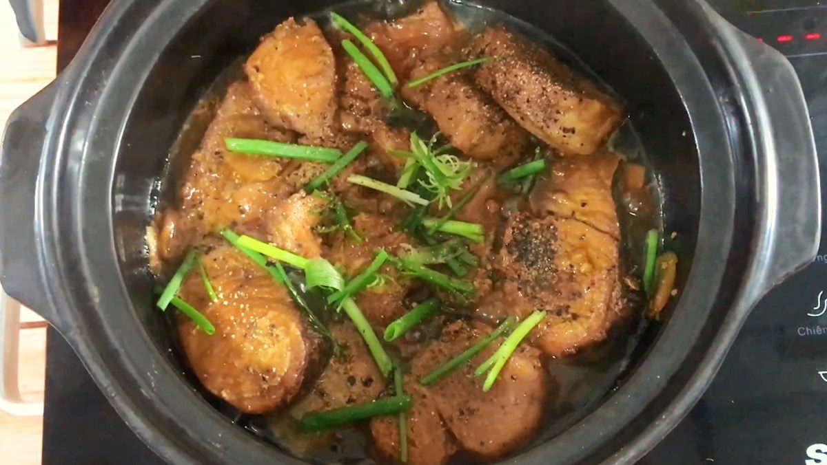 Braised Pomelo Fish with Ginger