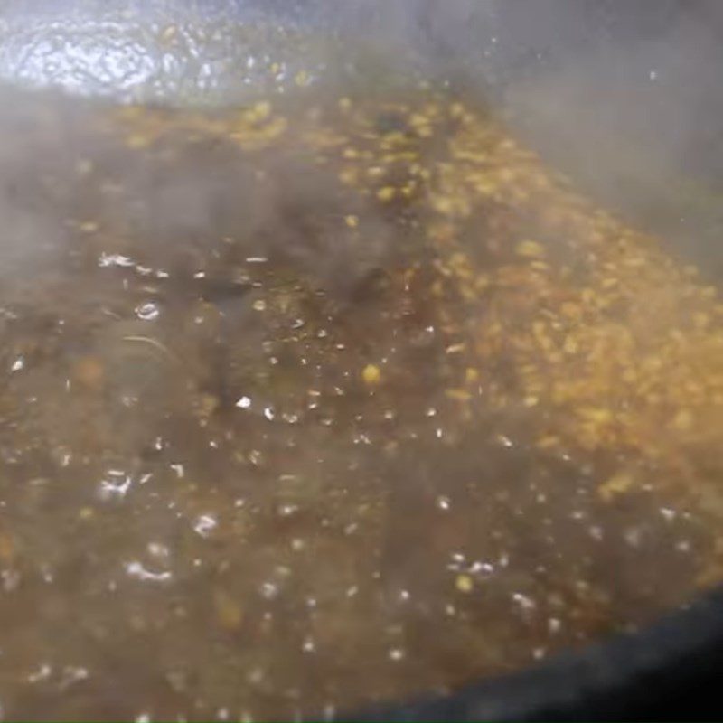 Step 4 Make black bean sauce Red tilapia steamed with black bean sauce