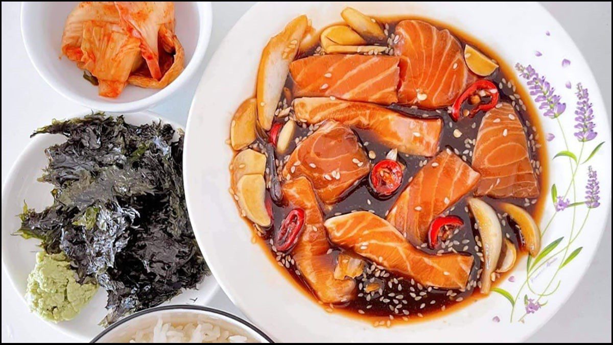 Soy Sauce Marinated Salmon (Recipe shared by a user)