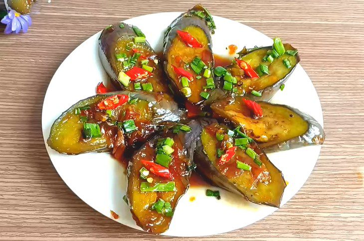 Vegetarian Braised Eggplant with Pepper