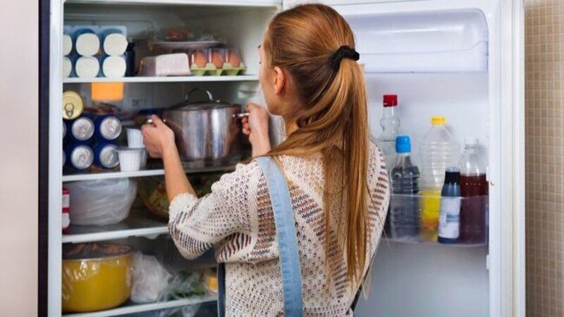 The meat must be completely cooled before putting it in the fridge