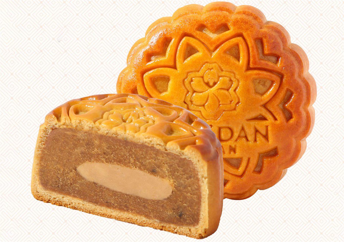 Mooncake with milk tea filling