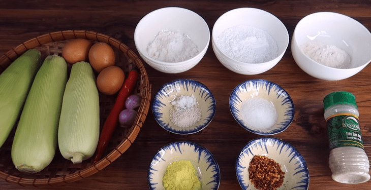 Ingredients for sweet fried corn cake and spicy fried corn cake