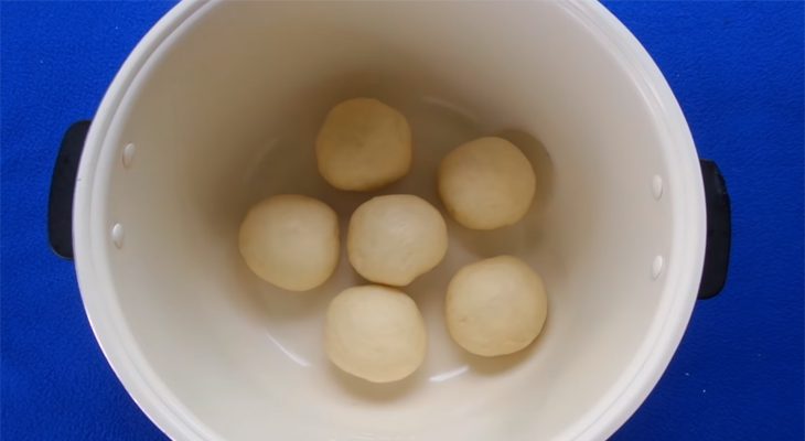 Step 2 Steamed Cake Flour Cake