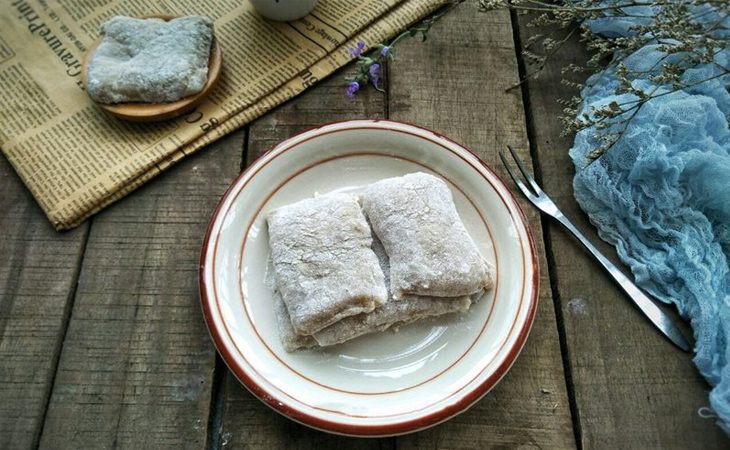 Step 5 Final product Steamed banana cake made from glutinous rice flour