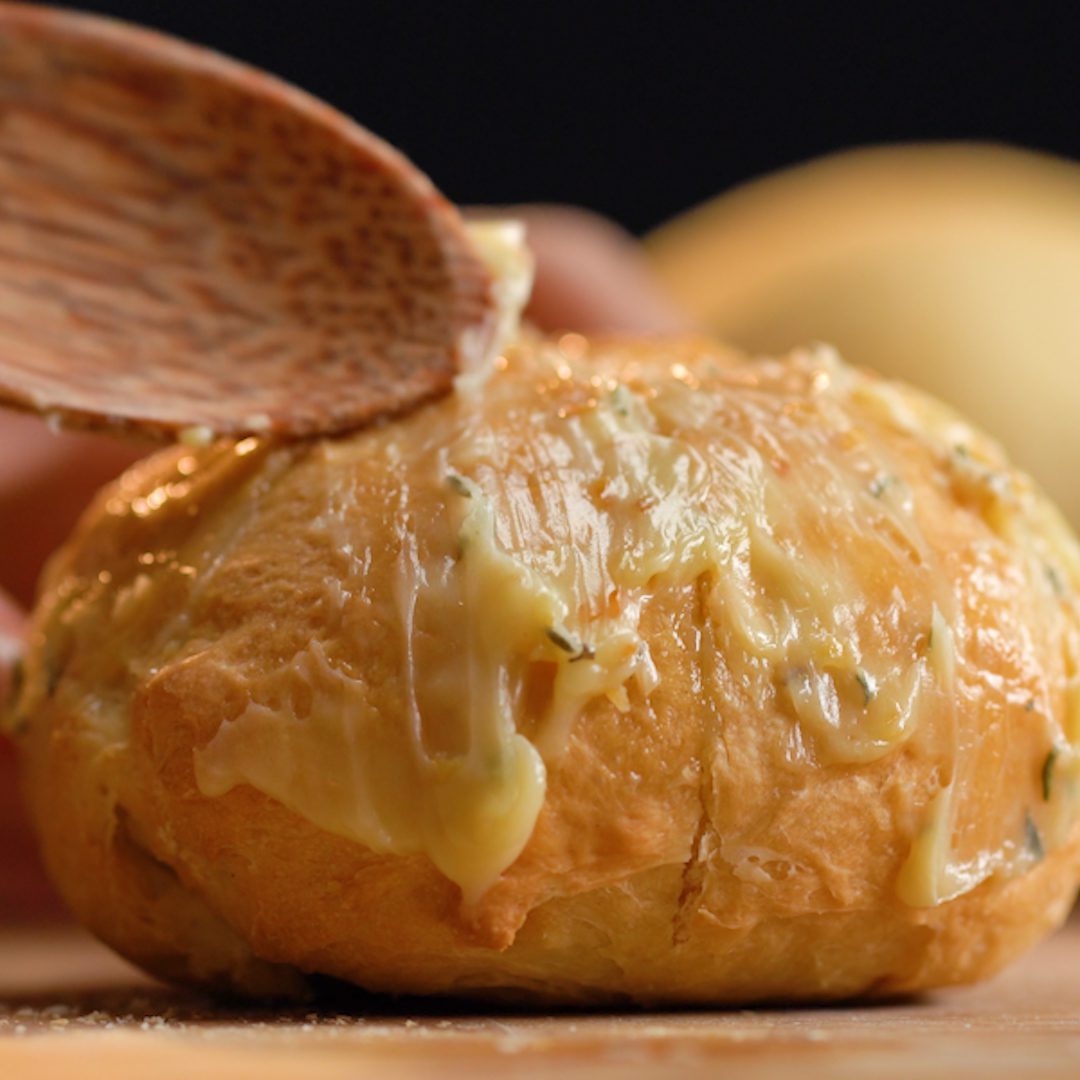 Step 6 Completion Garlic butter cheese bread