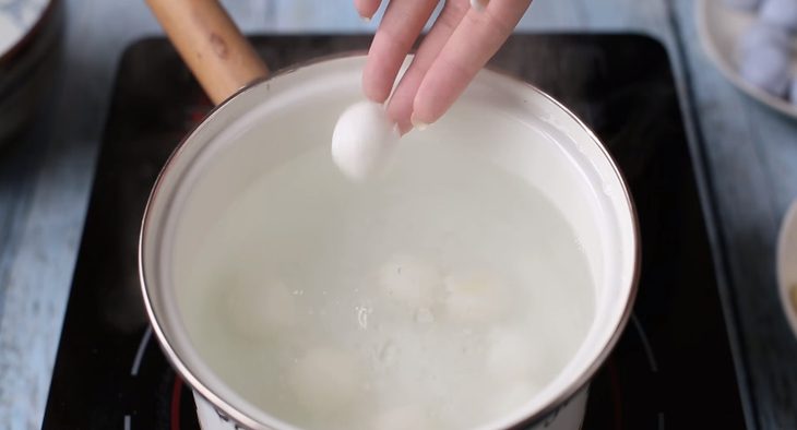 Step 4 Cooking the colorful sticky rice cake