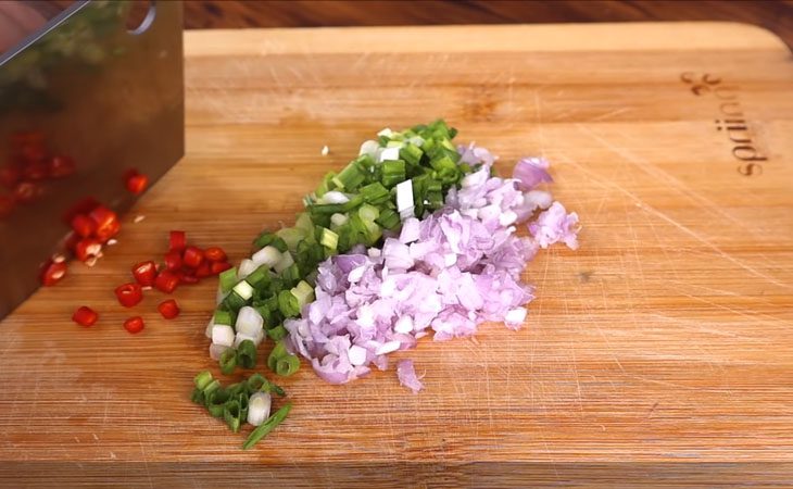 Step 1 Prepare the ingredients for stuffed pumpkin flowers with snakehead fish