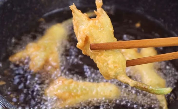 Step 4 Fried Squash Blossoms Stuffed with Fish Paste