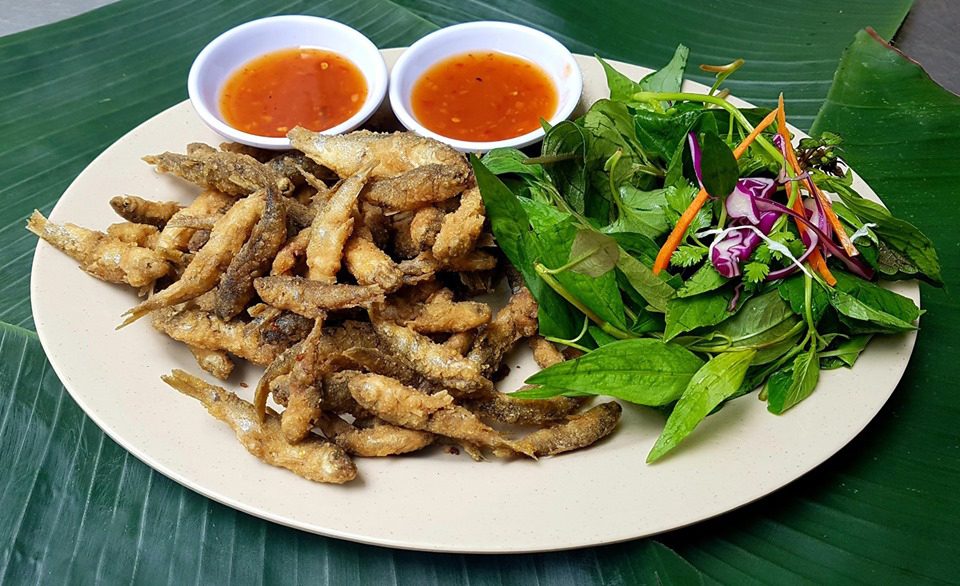 Step 5 Final product Fried fish with tamarind sauce