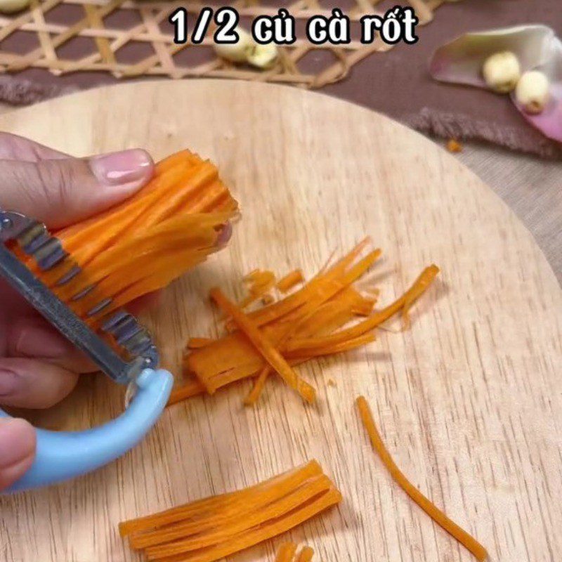 Step 2 Prepare the remaining ingredients Vegetarian lotus seed spring rolls