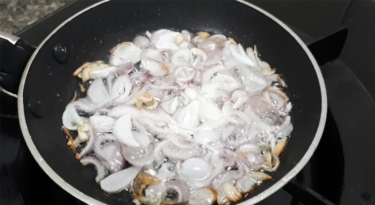 Step 2 Prepare other ingredients Pork ear salad with cabbage