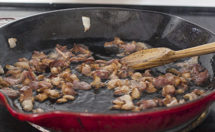 Step 4 Fry bacon Baked potato with cheese