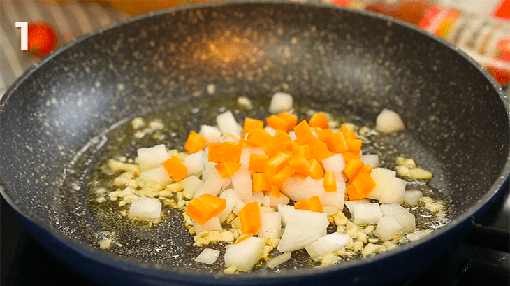 Step 4 Make sauce Seafood Spaghetti