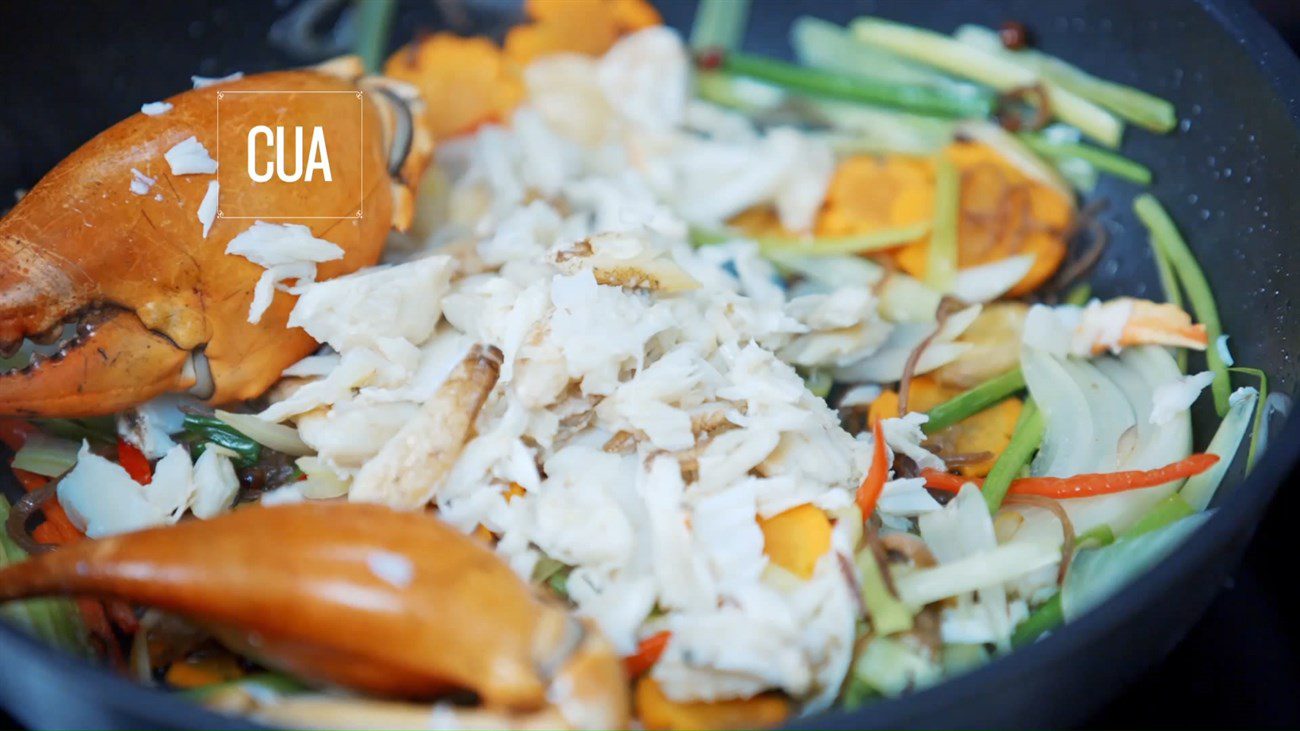 Step 3 Stir-fried pieces Stir-fried vermicelli with crab