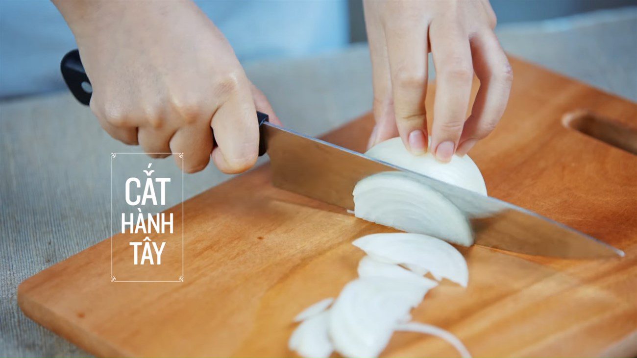 Step 2 Prepare the other ingredients Stir-fried vermicelli with crab