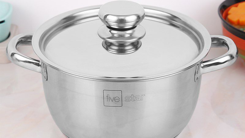 Stainless steel pot with 3 layers and stainless steel lid 20 cm Fivestar FSN20001