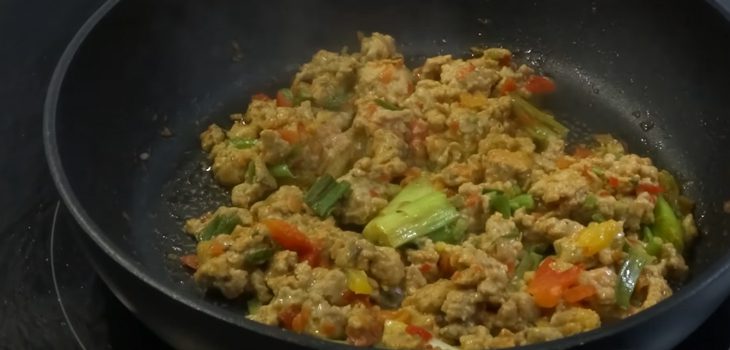 Step 5 Make the Sauce for Grilled Bell Pepper Stuffed with Meat and Cheese