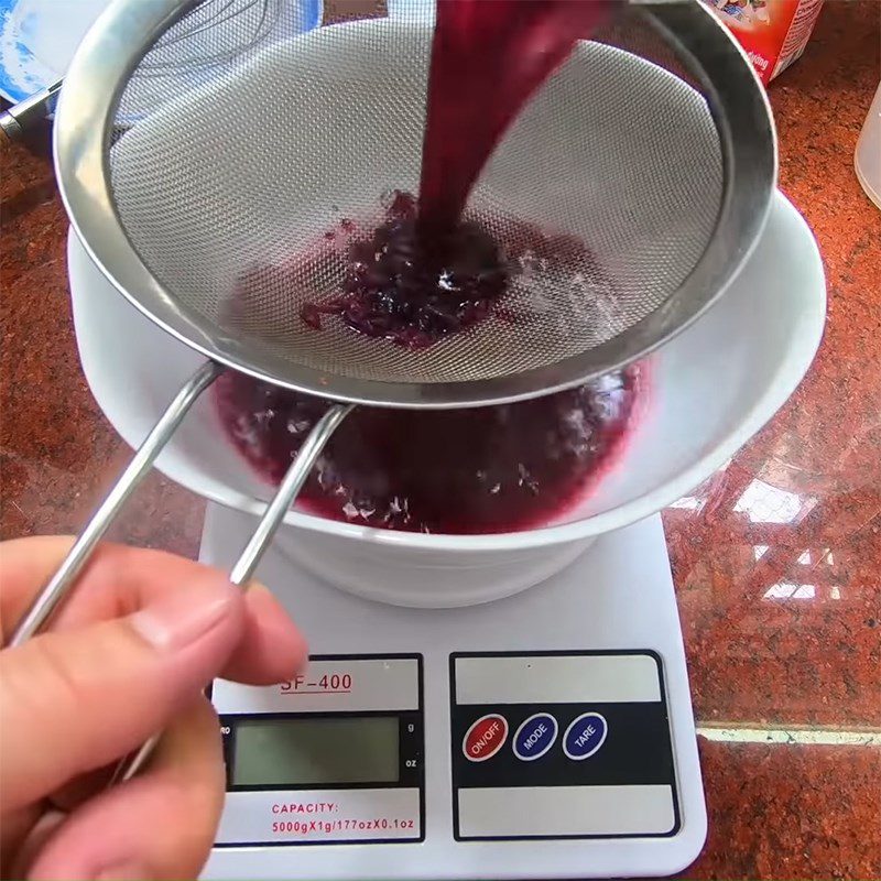 Step 3 Cook blueberry yogurt