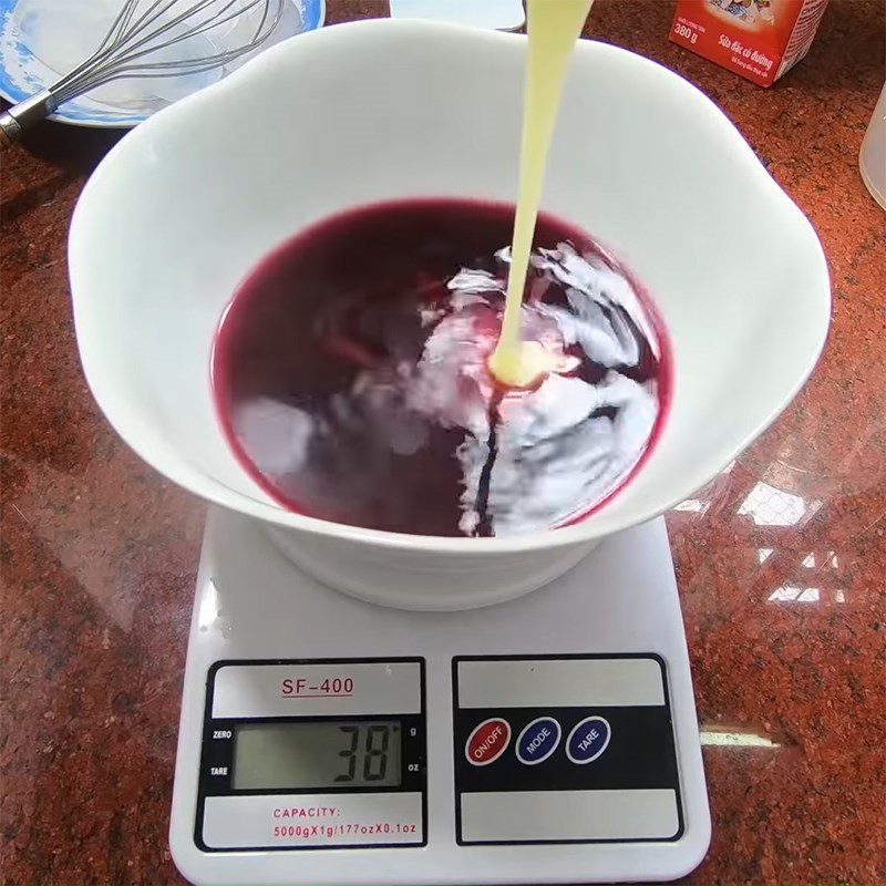 Step 4 Make blueberry yogurt