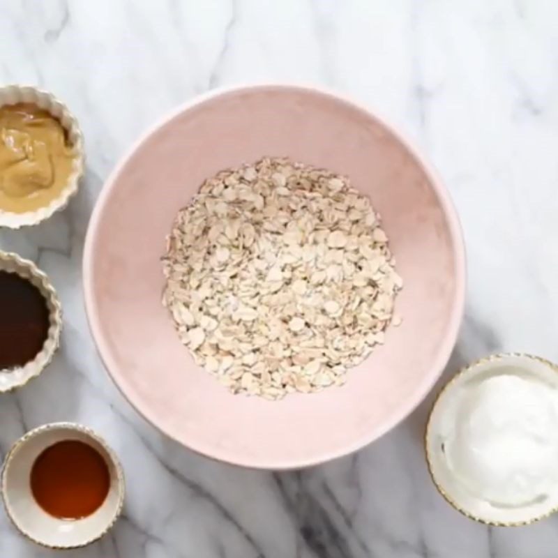 Step 1 How to make peanut butter oatmeal Peanut Butter Oatmeal