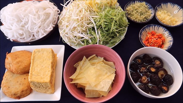 Ingredients for vegetarian bun bo hue