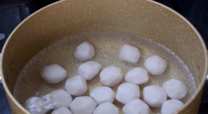 Step 2 Boil Fish Balls for Fish Ball Curry