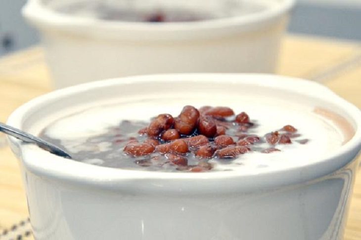 Step 3 Final product of red bean dessert with coconut water using a pressure cooker