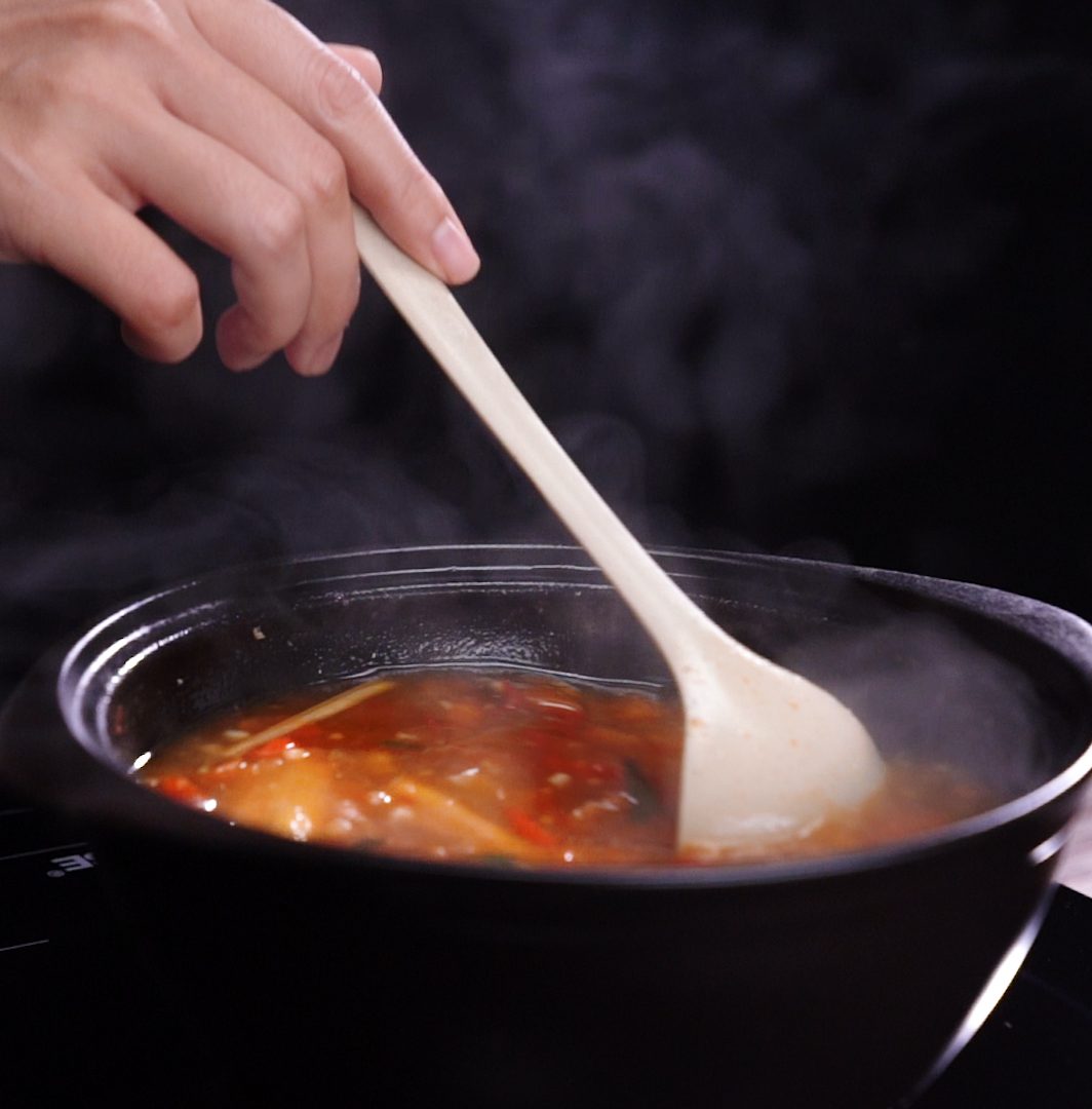 Step 2 Prepare the broth for Mini Thai Hotpot