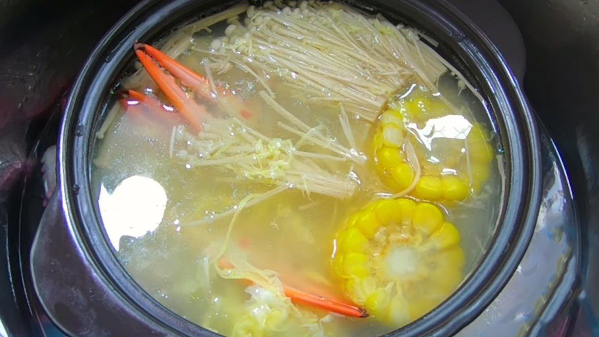 Crab Bird's Nest Soup