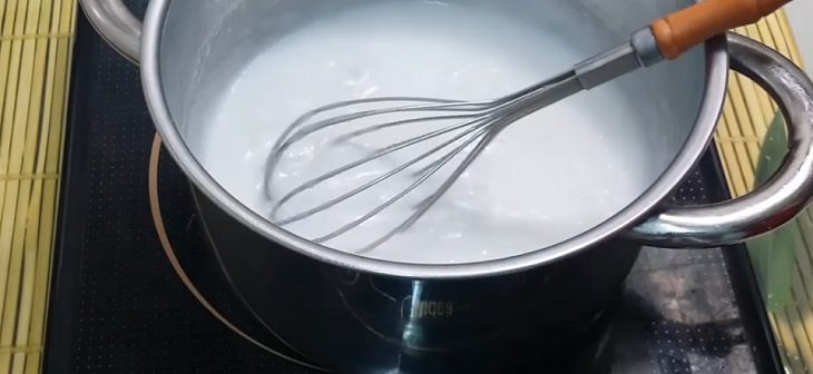 Step 4 Making coconut milk Sticky black rice