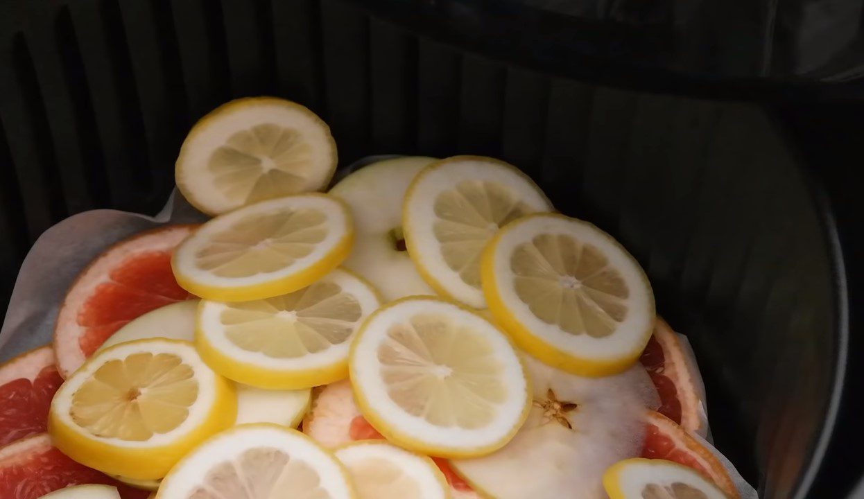 Step 3 Dried various fruits Dried fruit using an air fryer