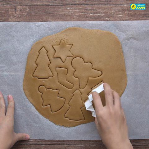 Step 2 Roll the Dough and Bake the Cookies Gingerbread