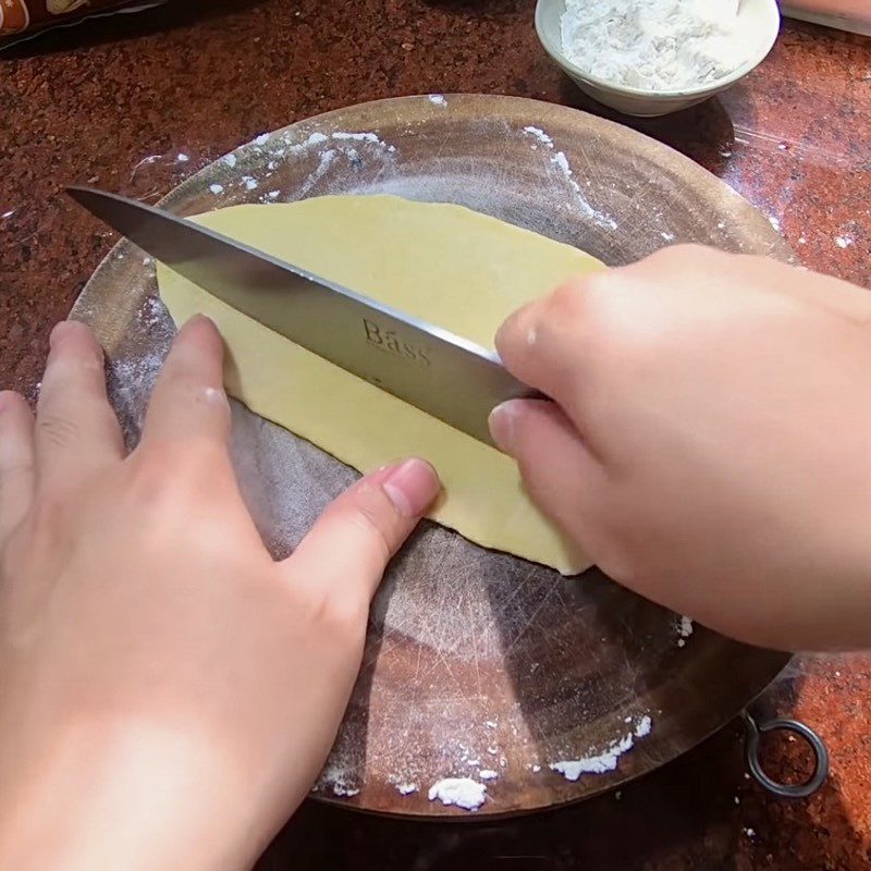 Step 2 Rolling dough and shaping Carrot Herb Chips