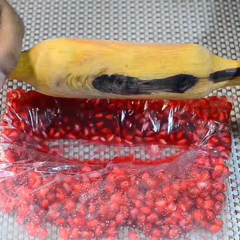 Step 2 Crush pomegranate seeds for Pomegranate Juice by crushing