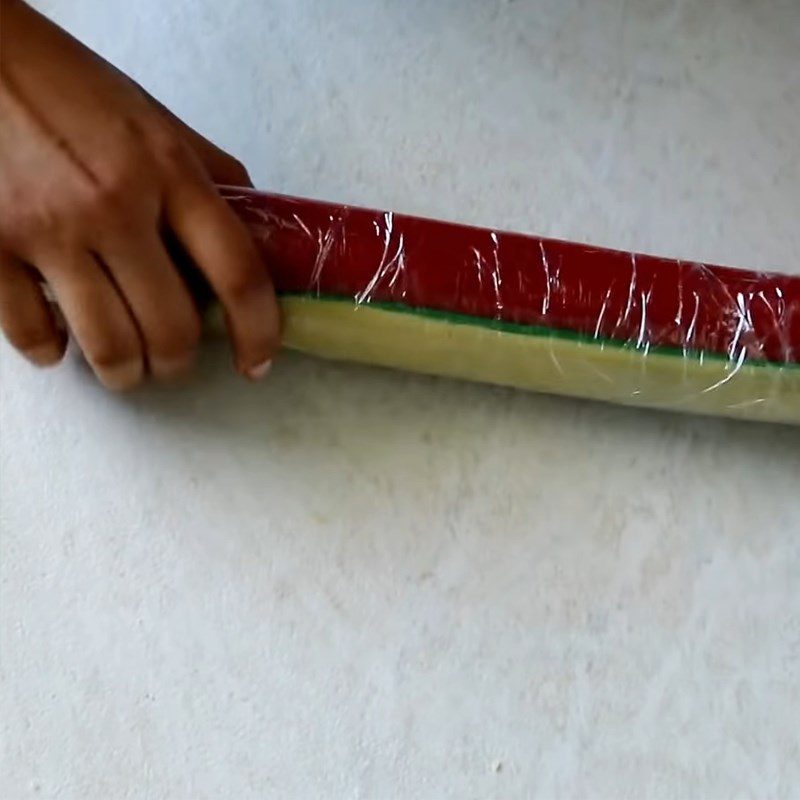 Step 4 Rolling and shaping the dough Egg-free spiral cookies