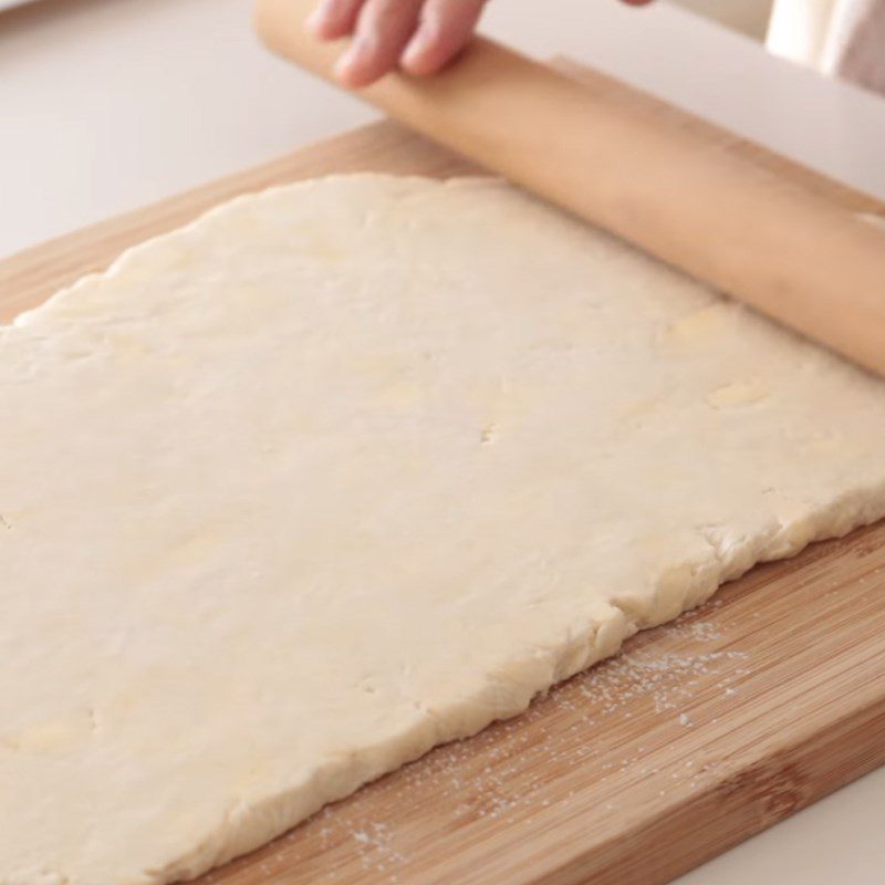 Step 2 Roll and Rest the Dough for the First Time Sweet Potato Apple Pie