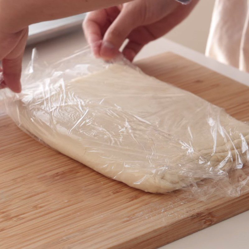 Step 5 Roll and proof the dough for the second time Sweet potato apple pie