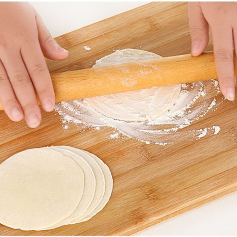 Step 5 Roll the dough for meat and egg stuffed pastry