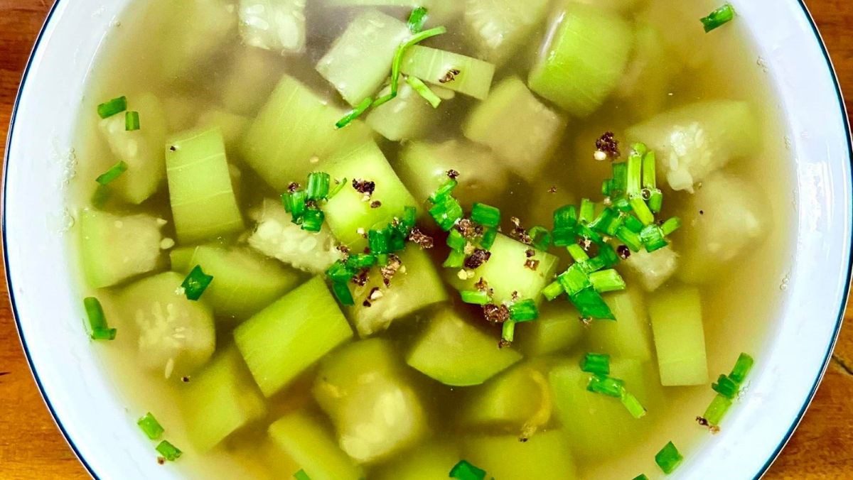 Dried shrimp squash soup