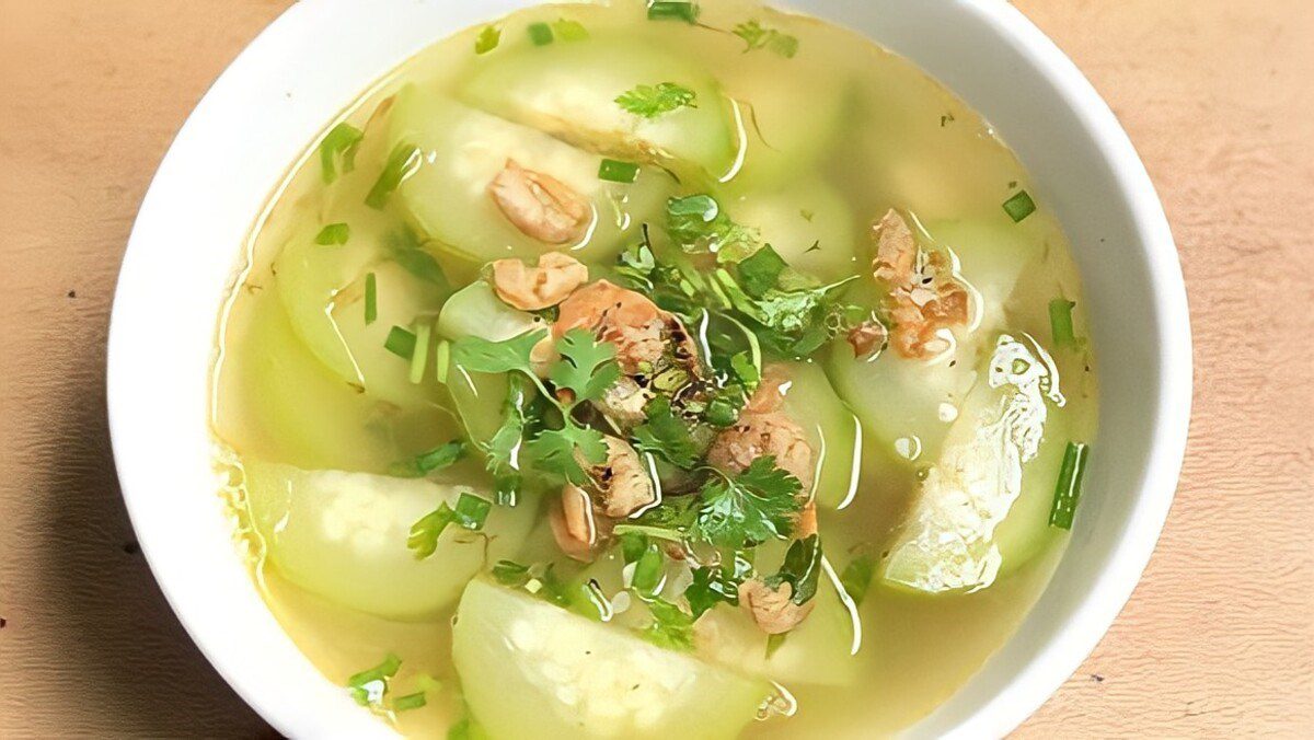 Dried Shrimp Gourd Soup