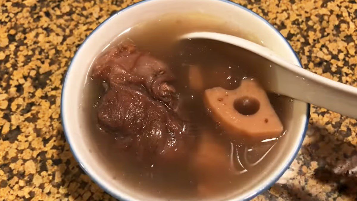 Lotus Root Soup with Beef Bones