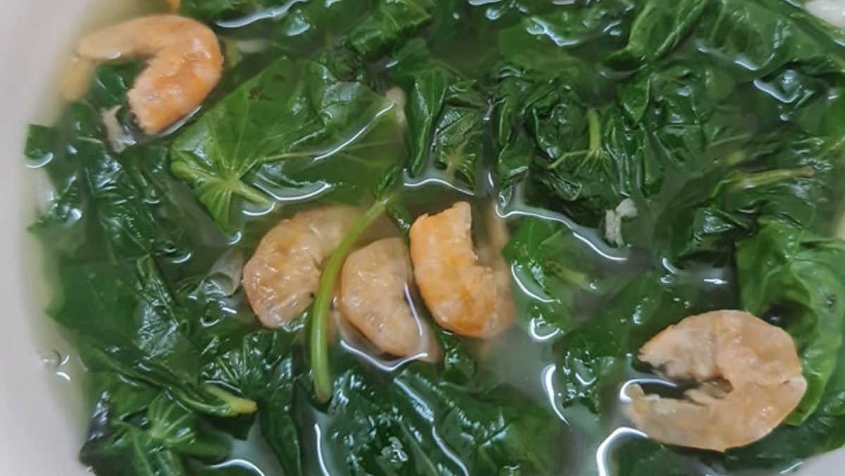 Water Spinach Soup with Dried Shrimp (Recipe shared by a user)