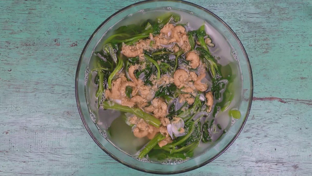 Dried shrimp water spinach soup