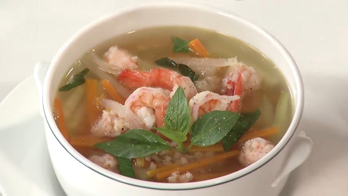 Shrimp and Radish Soup