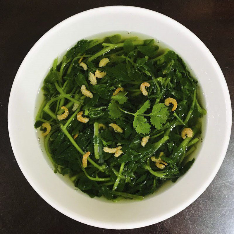 Step 4 Finished Product Watercress Soup (Watercress) Cooked with Dried Shrimp