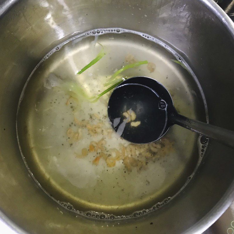 Step 3 Cooking the soup for watercress soup