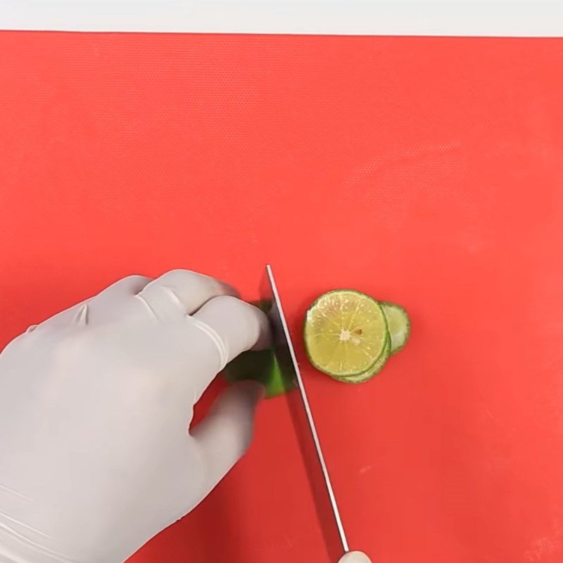 Step 2 Cut the lemons Honey Lemon