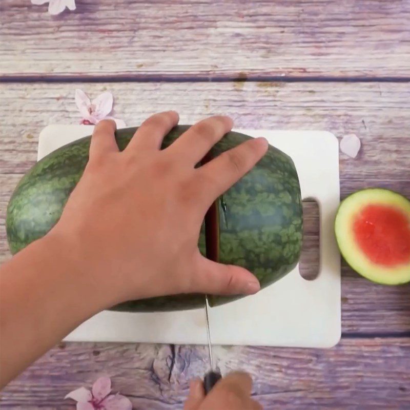 Step 1 Cut the watermelon Watermelon birthday cake